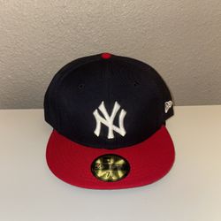 New York Yankees New Era Fitted Hat – Navy/Red – Size 7 5/8