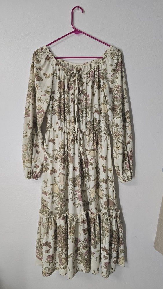 Boho Floral Butterfly Maxi Dress with Tiered Skirt / Бохо макси-платье с цветами и бабочками, ярусная юбка