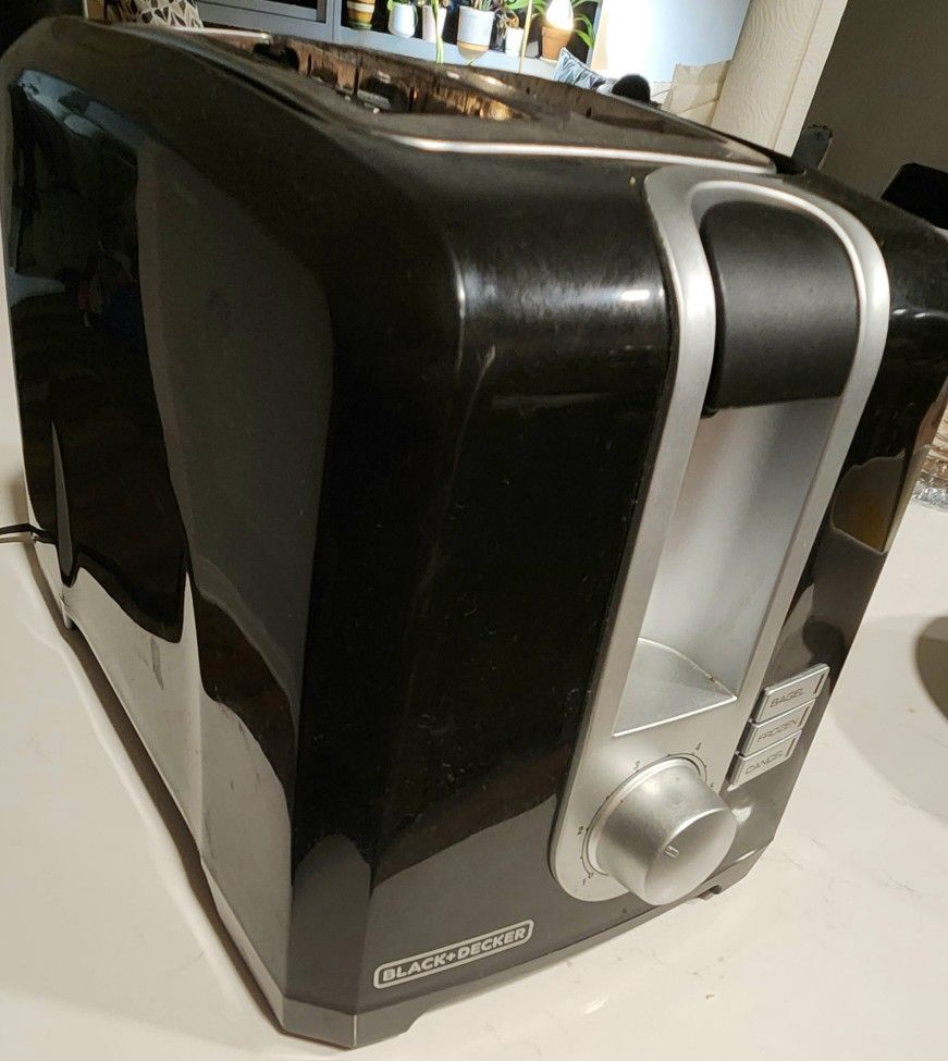 Black Decker Toaster