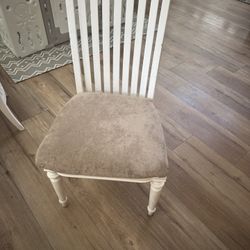 6 Dining Room Chairs