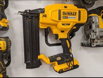 Dewalt 20v Nailer Nail Gun Wall Mount