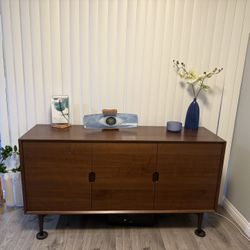 Juneau Sideboard