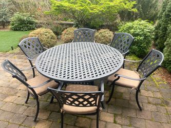 Outdoor Dining Set for 6