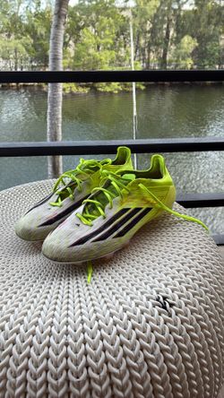 Soccer cleats