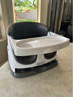 Ingenuity Baby Booster Seat with Tray – Portable Feeding Chair