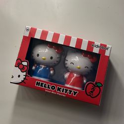 Hello Kitty Vinyl Mini Figures