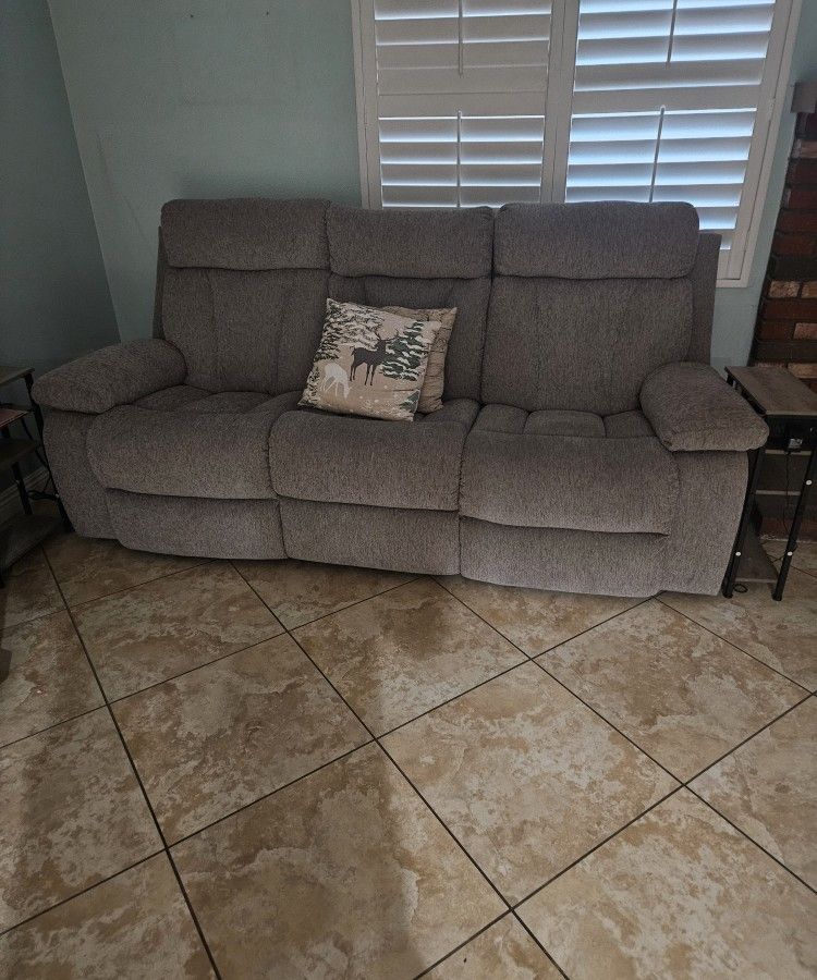 Couch. Almost New