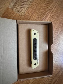 LR Baggs M80 magnetic guitar pickup