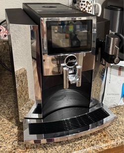 JURA S8 Fully Automatic Espresso Machine