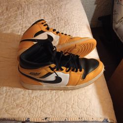 Men Size 12 Jordans Slightly Worn