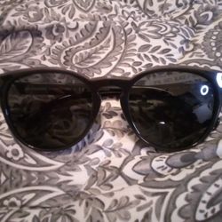 Burberry sunglasses