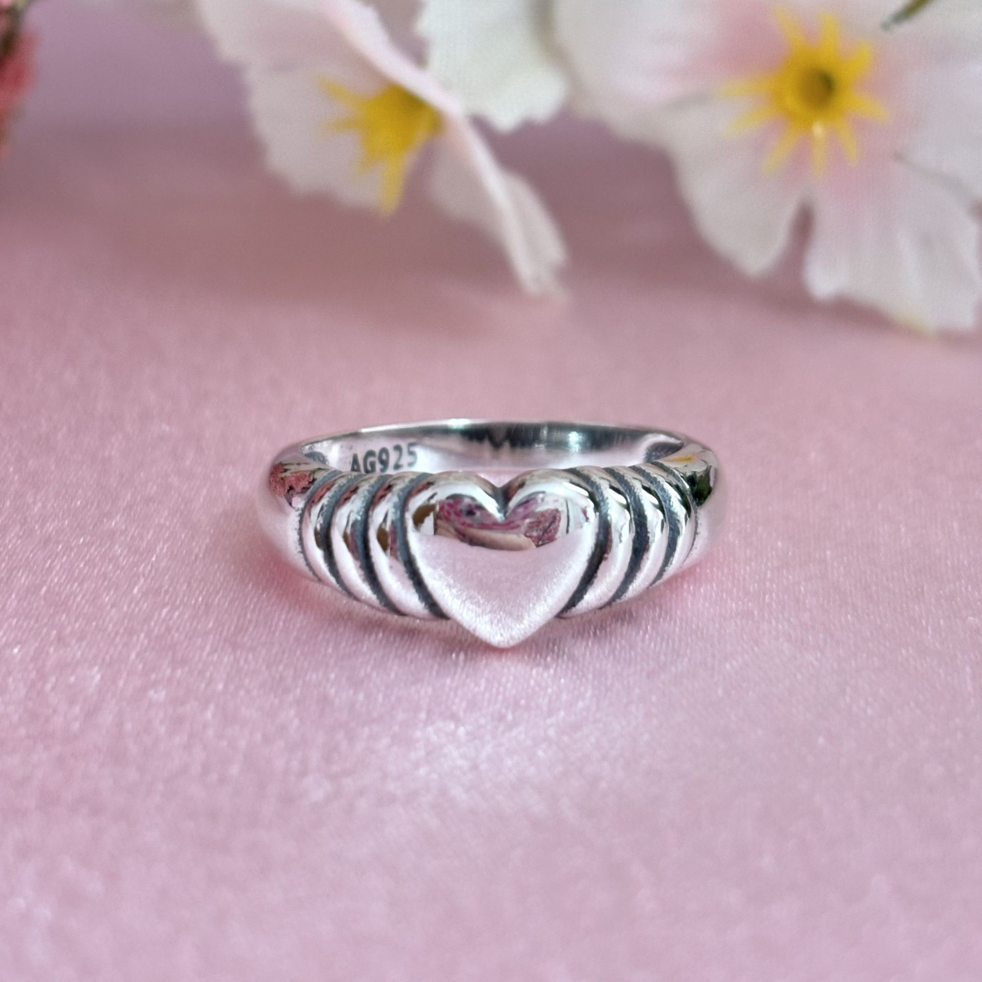 James Avery Like Heart Hugging Sterling Silver Ring Different Sizes