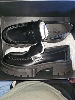 Mens 9.5 Coach platform loafers