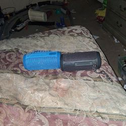 2 EPLINK M6 PRO BLUETOOTH SPEAKER ASKING $70.00 FOR BOTH 