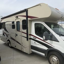 2020 Coachmen Leprechaun 20CB – Class C Motorhome – Low Miles – Financing Available