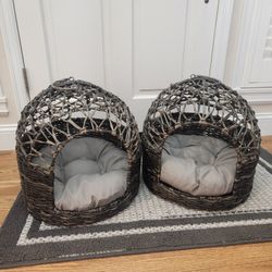 Set Of 2 Cat Caves/beds
