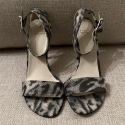Stuart Weitzman leopard print ankle strap high heels Sandals US 7, EUR 37.5