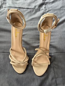 Women high heel sandals (New/No box) size 8.5