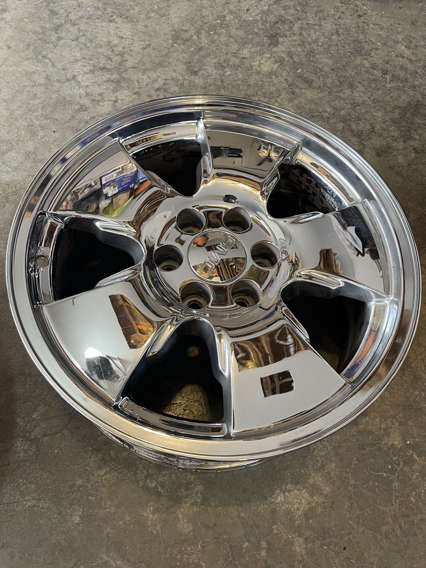 GMC Chrome 6-Lug 20 Inch Rims (Set of 4) for Sale in Moore, SC - OfferUp