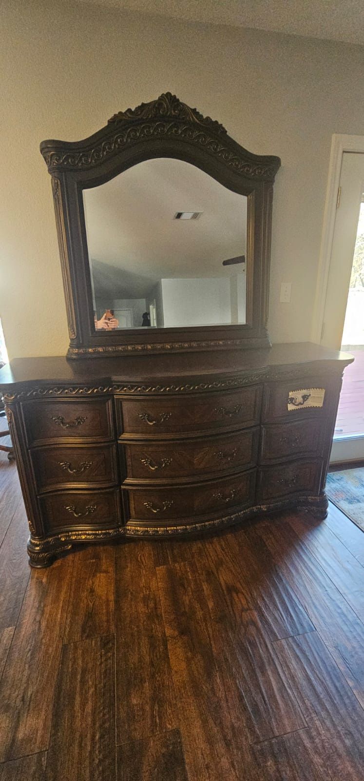 King Arthur 9-Drawer Dresser and Mirror