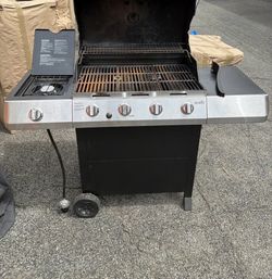 Char-Broil 4-Burner Gas Grill with Side Burner