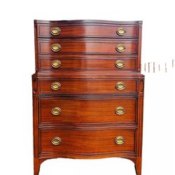 Beautiful vintage Drexel Solid Mahogany Highboy Chest with 6 drovetail drawers
