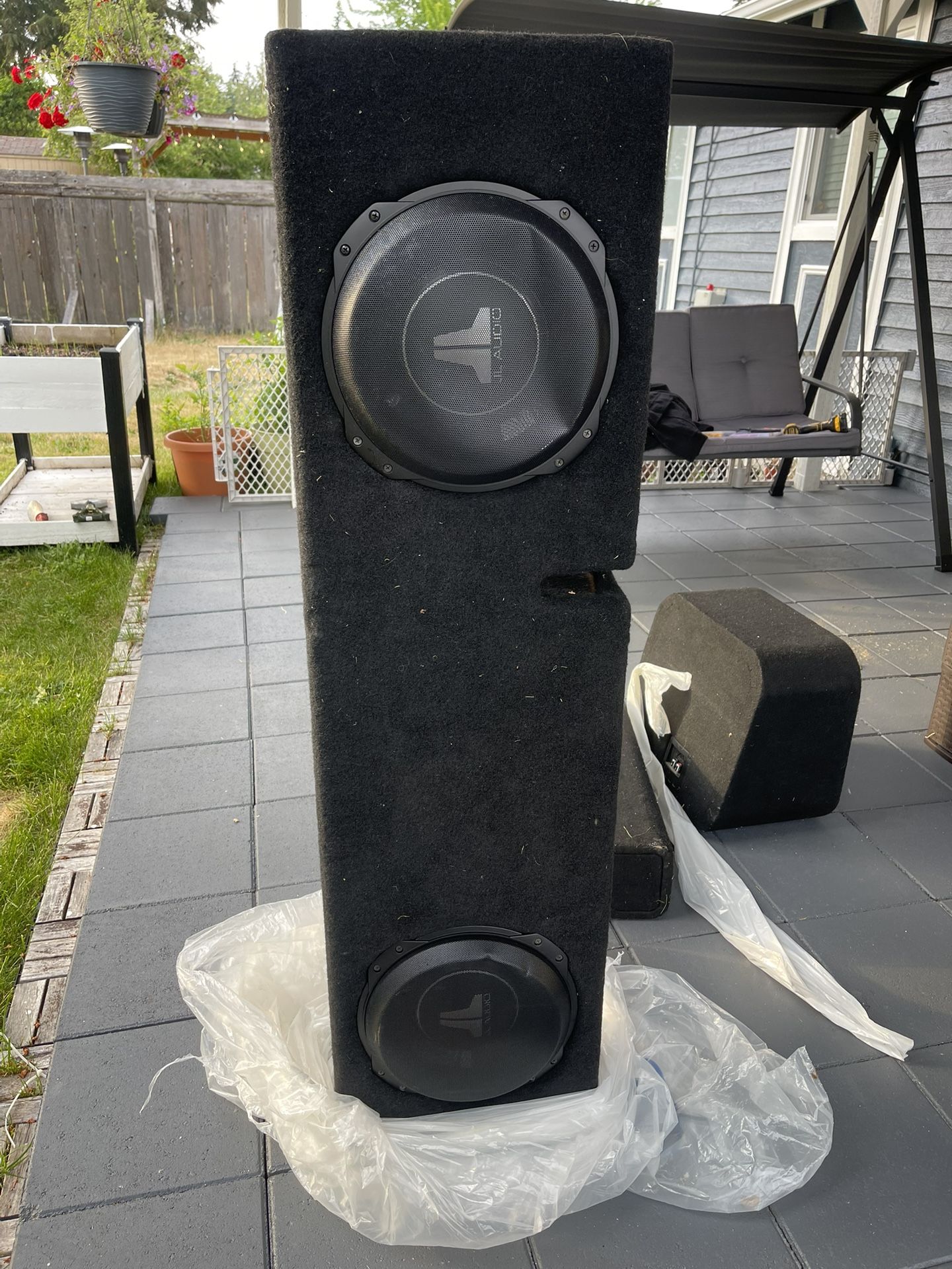 JL Audio Dual 10 Inch TW3 Subwoofers