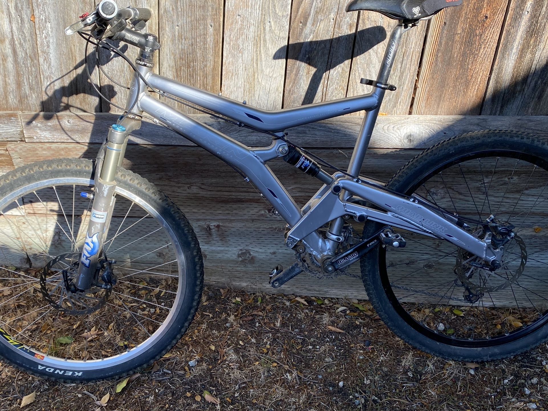 beatles cycling jersey