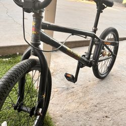 Rockstar Haro Bike 