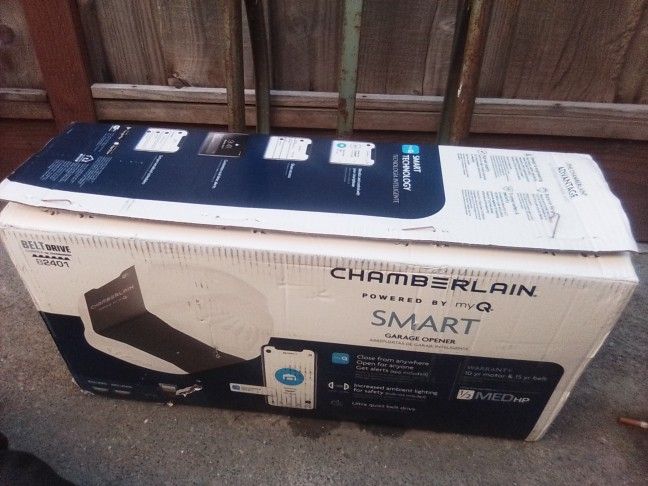 Chamberlain B2401 Smart Garage Door Opener