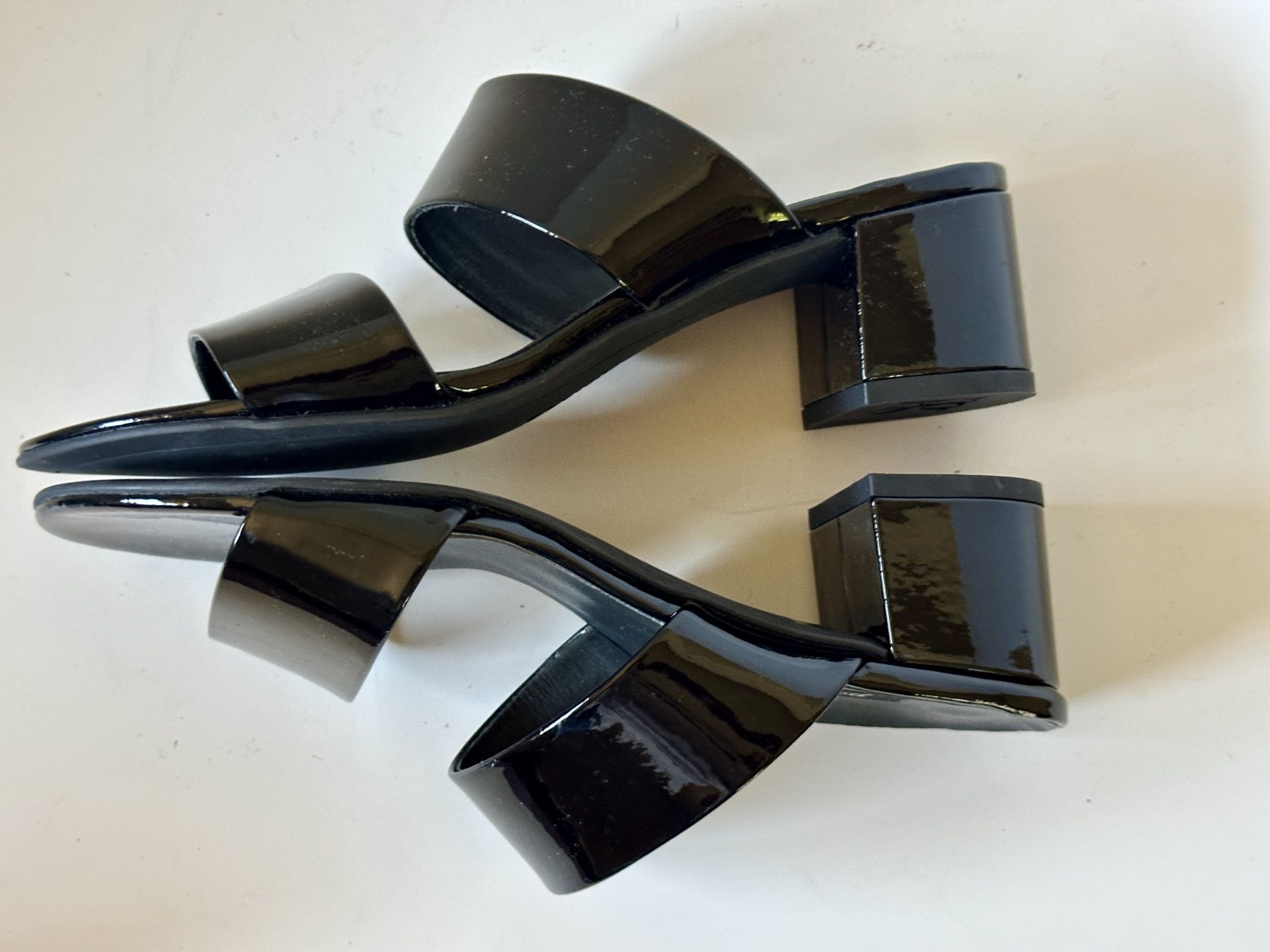 Paul Green Patent Leather Slides Size 7