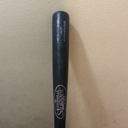 Louisville Slugger Ash Wood Bat