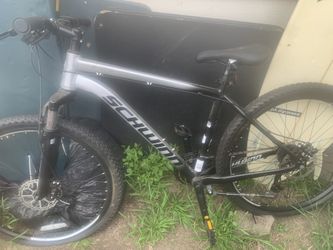 Schwin Mountain Bike