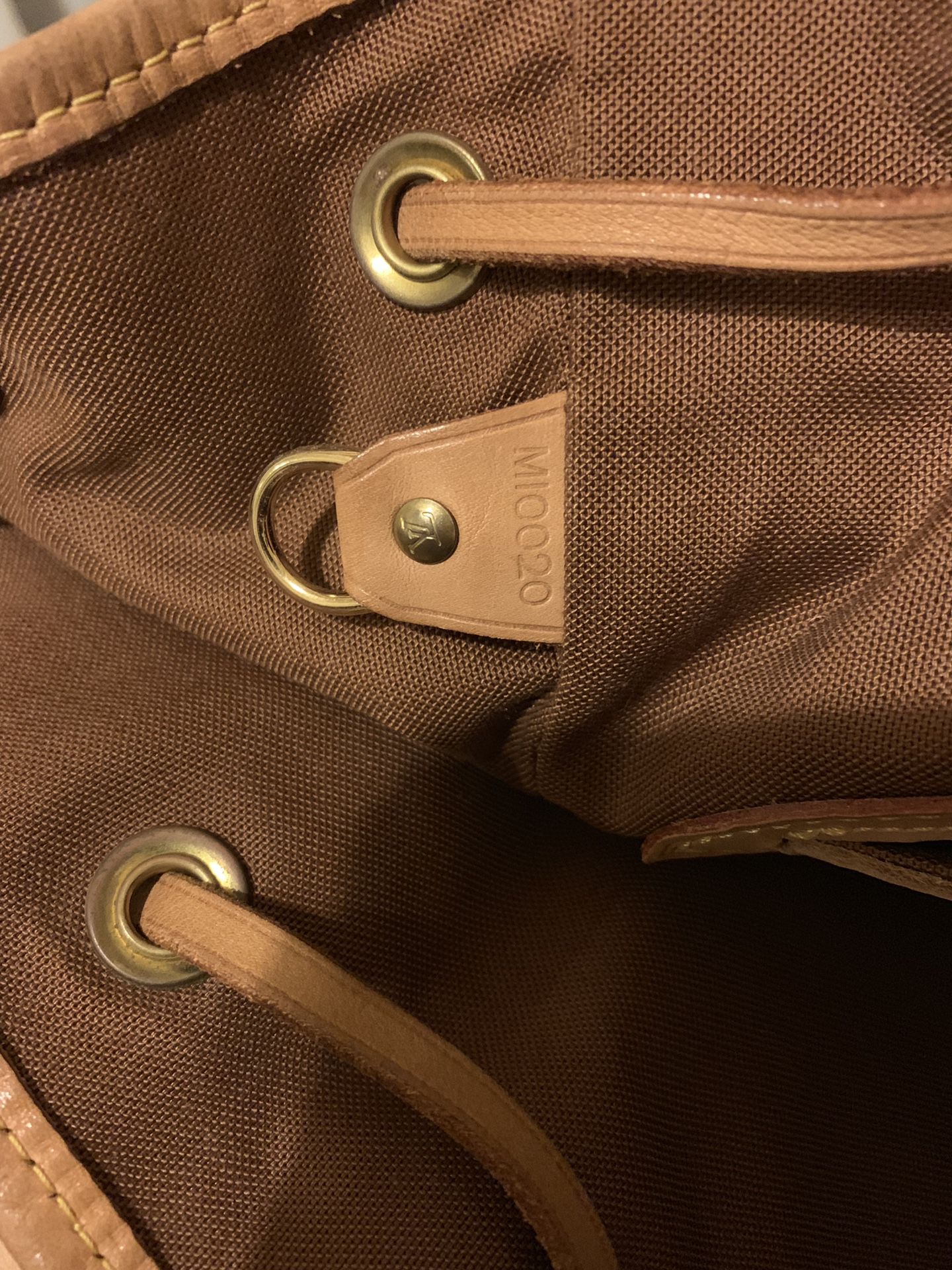louis vuitton montsouris gm backpack for Sale in Roma, TX - OfferUp