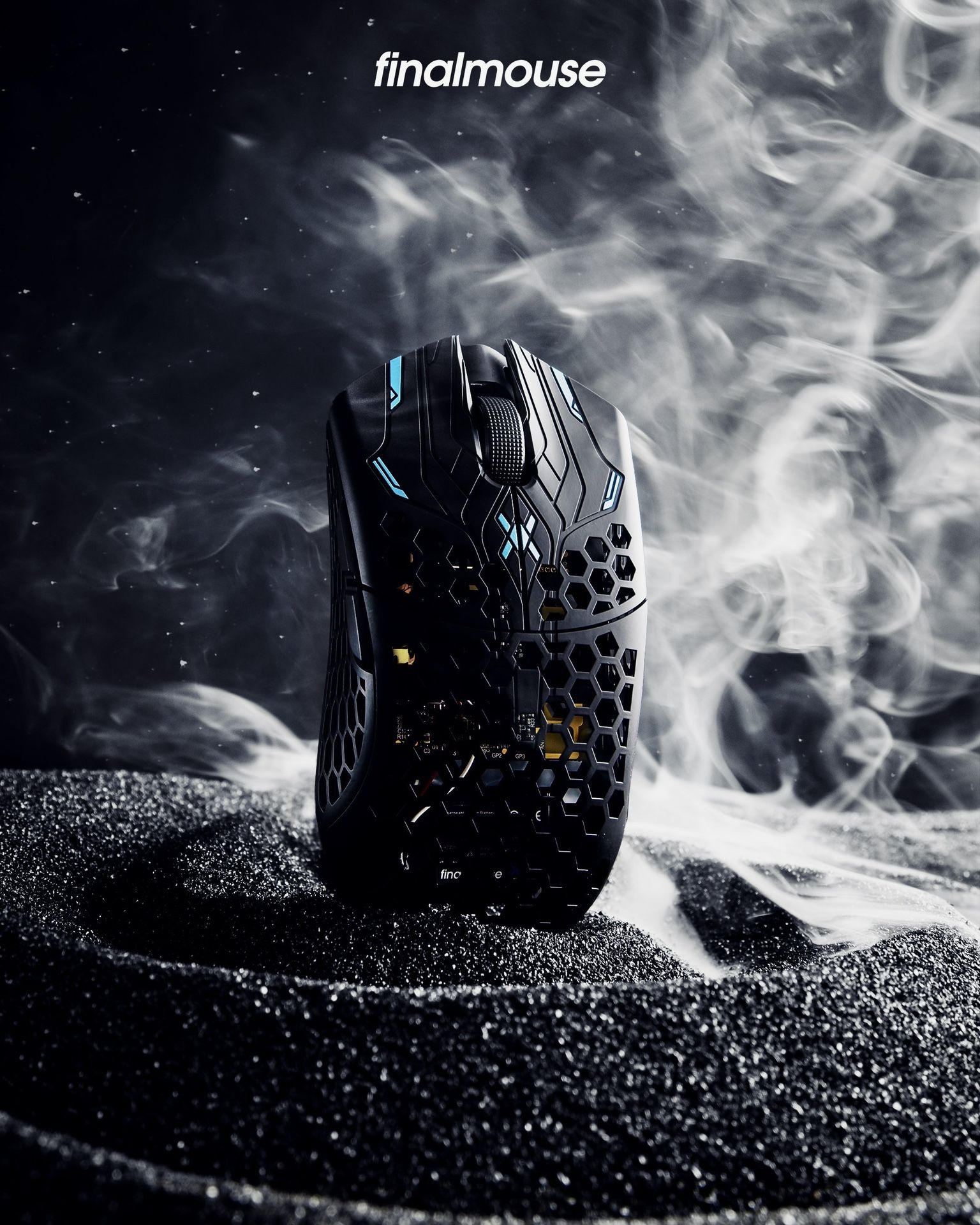 Finalmouse Ultralight X Lion (Medium) Phantom for Sale in Los 