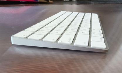 Apple Laptop External Keyboard