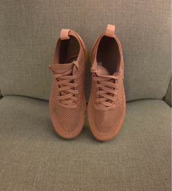 Nike Vapor Max 2 Crimson size 7.5