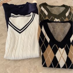 4 Sz Lg Men’s Vest 