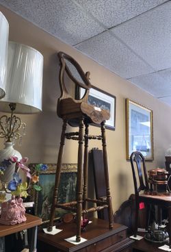 Pulaski Shaving Stand