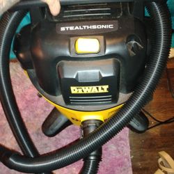 DeWalt Shop Vac Brand New 