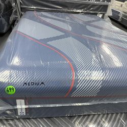 FULL SIZE SEALY POSTUREPEDIC PRO (MEDIUM) HYBRID MATTRESS & BOX SPRING BED SET