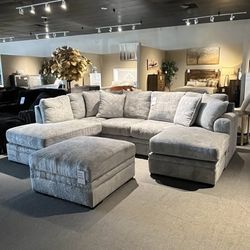 Light Grey 2pc Chaise Sectional Couch