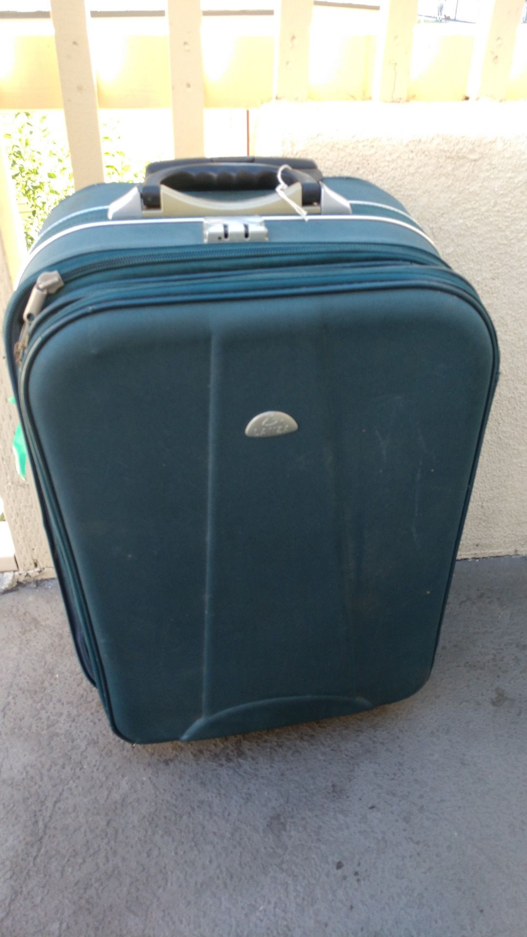 Lanza suitcase