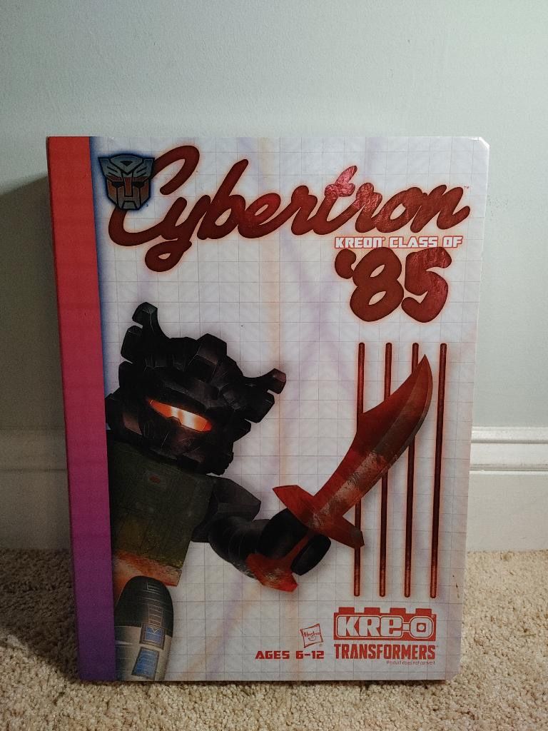 KRE O Transformers Cybertron High – Kreon Class of 1985 COMPLETE Set (Unopened Figures)