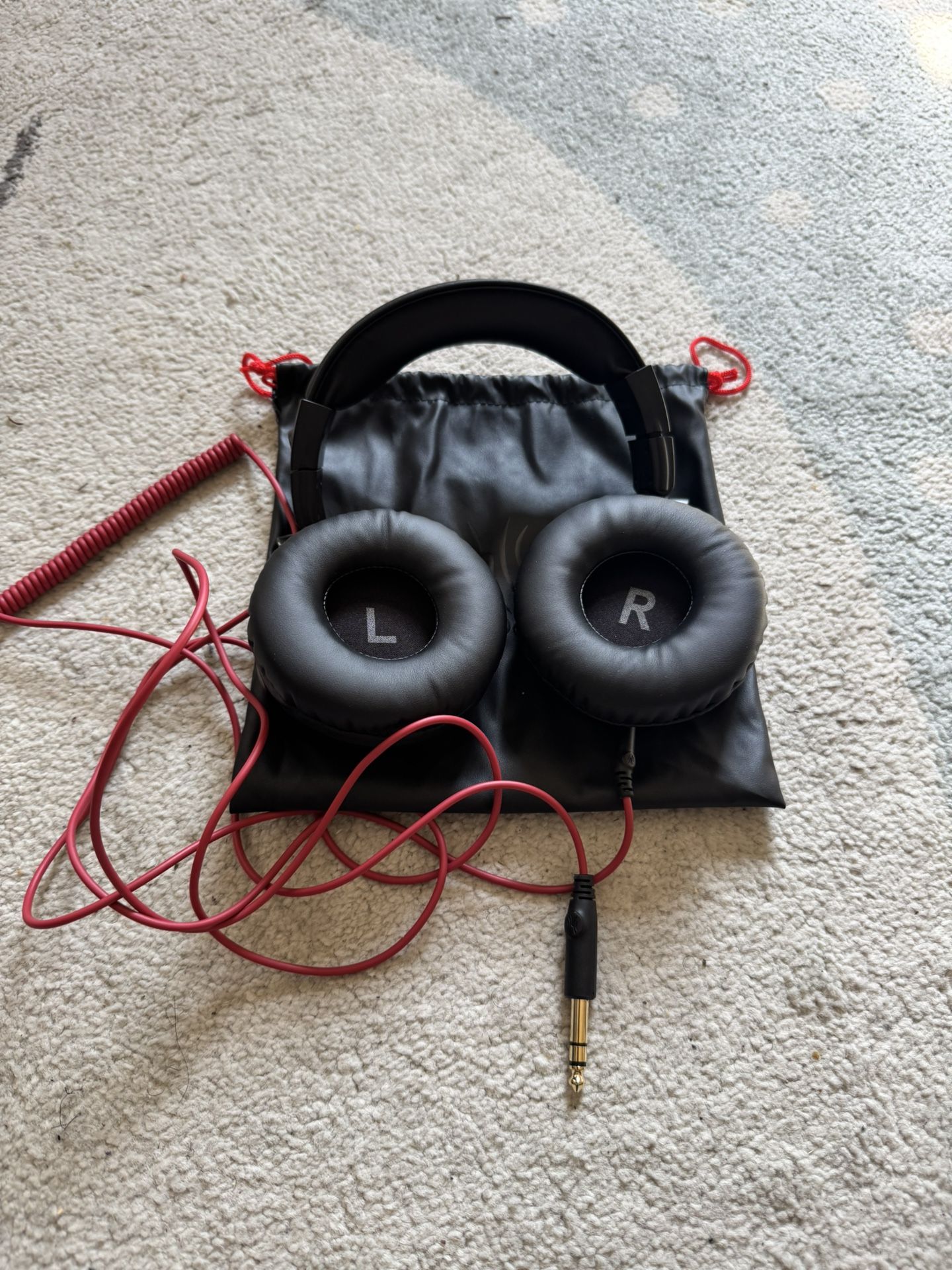 OneOdio Wired Over Ear Headphones Hi-Res Studio Monitor & Mixing DJ Stereo Headsets with 50mm Drivers and 1/4 to 3.5mm Jack for AMP Computer Recording