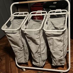 Rolling Triple Hamper 