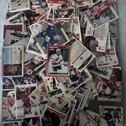 Hockey Cards - 600 cards