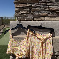 Winston White Harlie Yellow floral short and top set women’s size small Fabric: 100% viscose  HARLIE Winston White Harlie Short  The Harlie Short feat