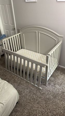 Crib/toddler Bed