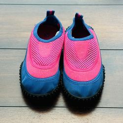 Baby Girl Clothes And Shoes Toddler Pink And Blue Water Shoes Size 11 1/2 Kids 